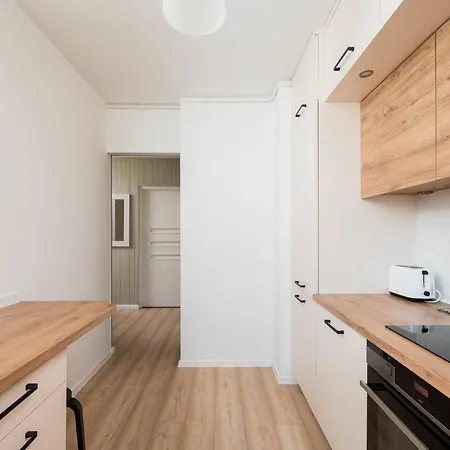 Daire Targowek 3-bedroom By Bookinghost *