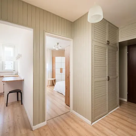 Targowek 3-bedroom By Bookinghost