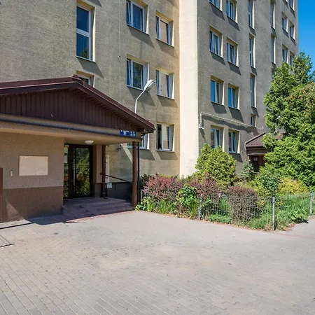 Targowek 3-bedroom By Bookinghost