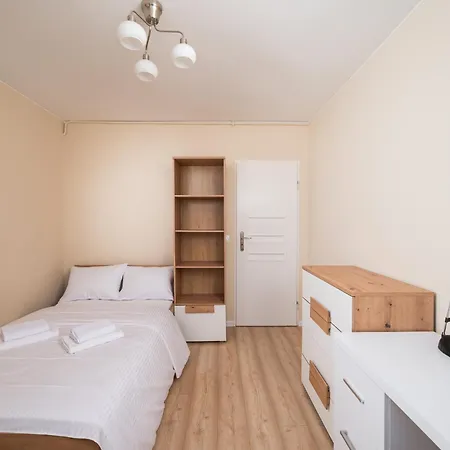 Targowek 3-bedroom By Bookinghost Daire