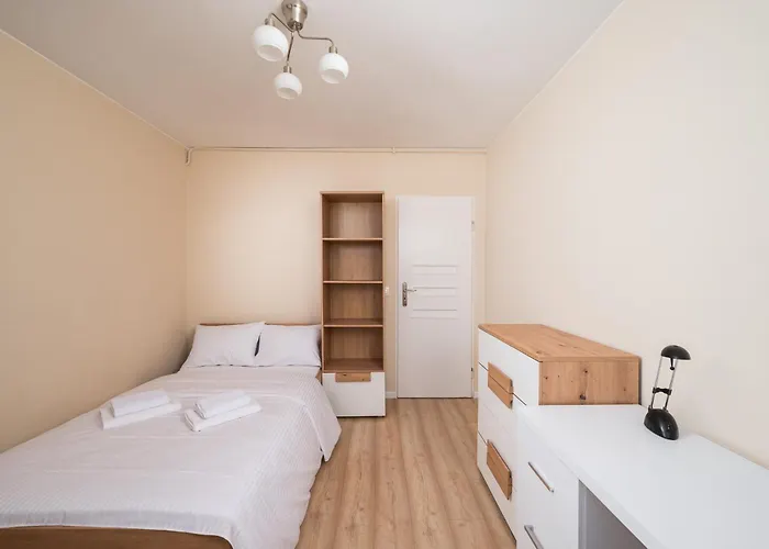 Targówek 3-bedroom Apartament